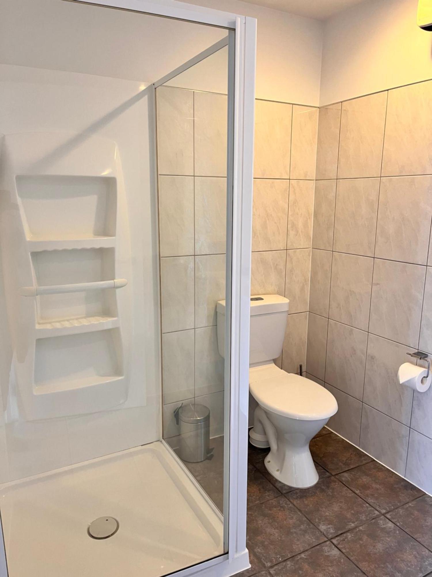 Sundowner Motel Греймут Екстериор снимка